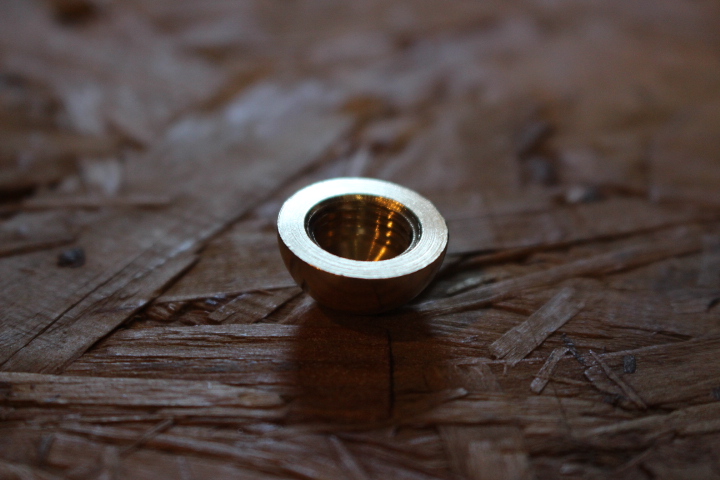 Demi-sphère laiton brut ø16 h 8mm M10x1